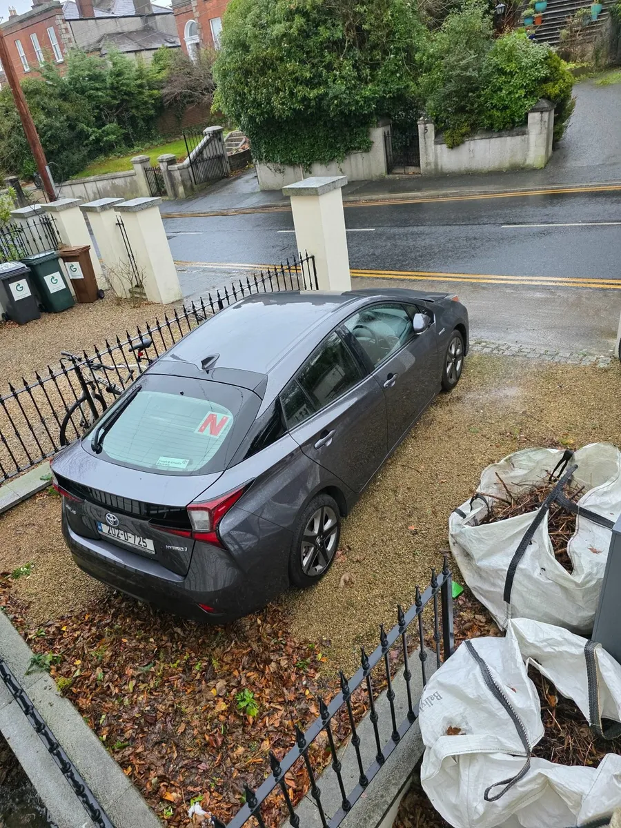 Toyota Prius Hybrid 2020 - Image 4