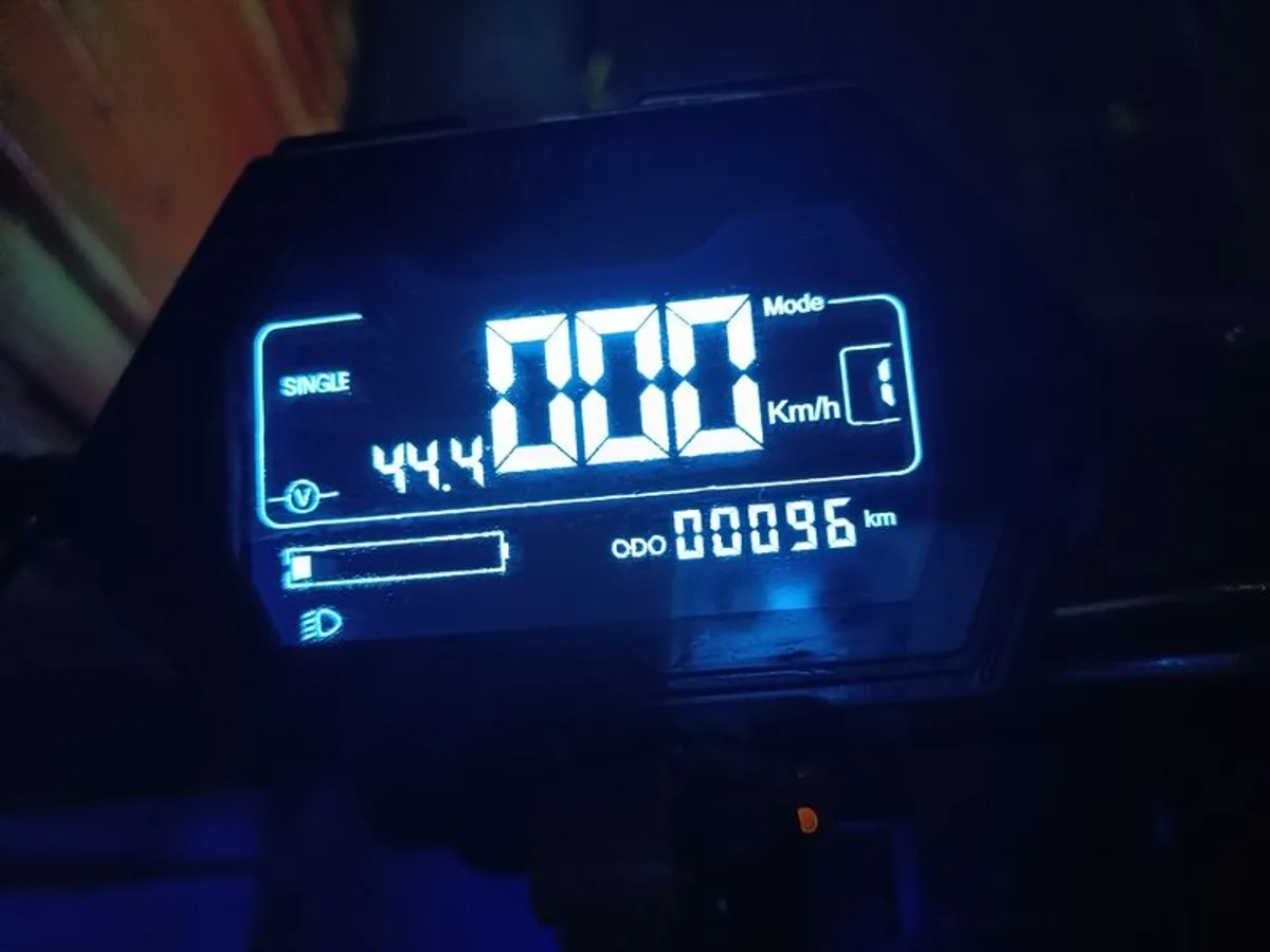 Kukirin g2 master scooter - Image 2