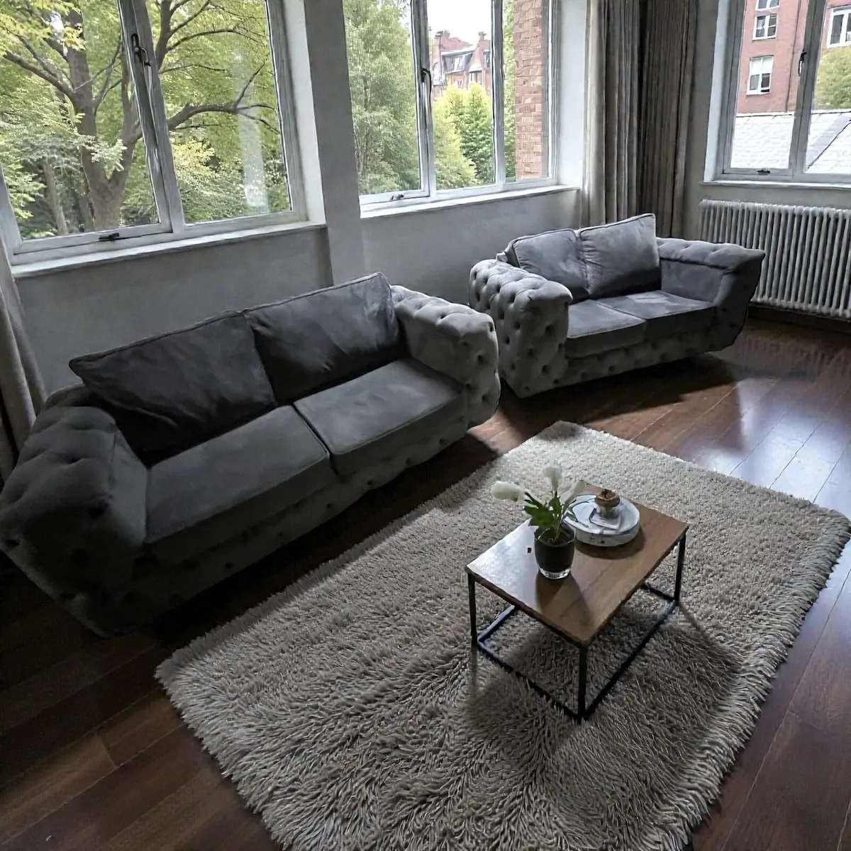 Grey 3+2 chesterfield sofa set - Image 1