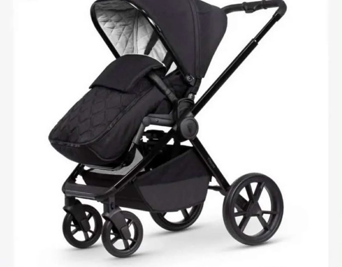 Venicci 3 in 1 buggy - Image 3