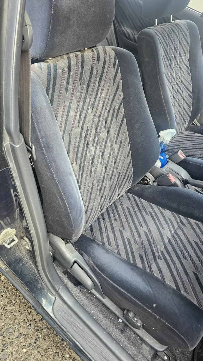 Toyota Corolla 1995 - Image 4