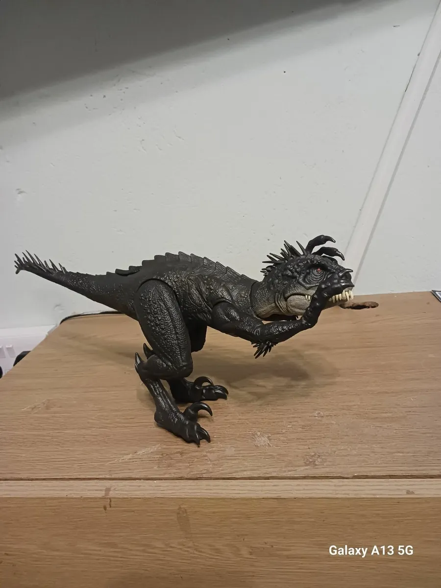 Toy dinasaur - Image 3