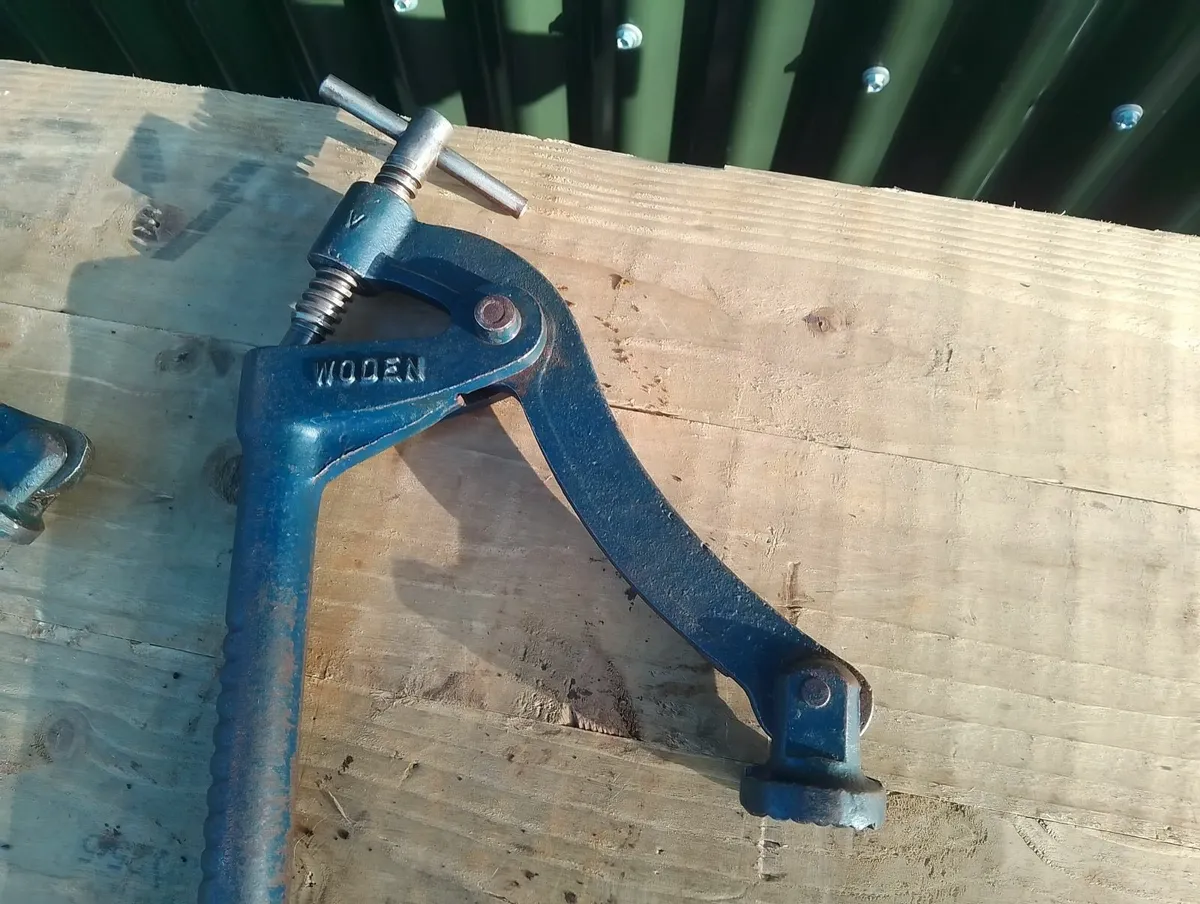 Bench Clamps - Image 2