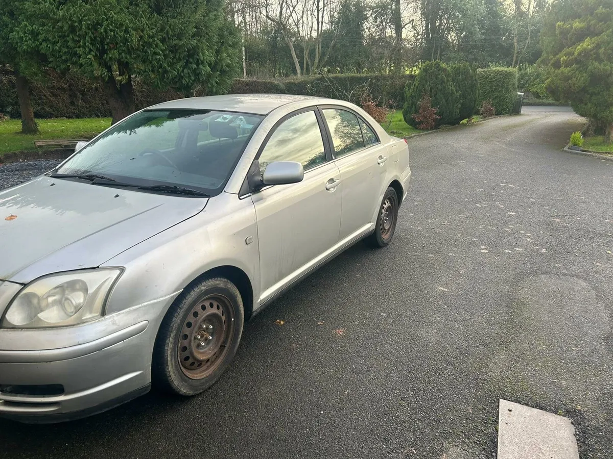 Toyota Avensis 1.6 petrol - Image 2