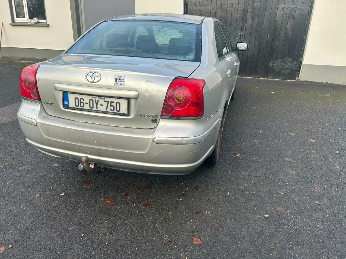 Toyota Avensis 1.6 petrol - Image 1