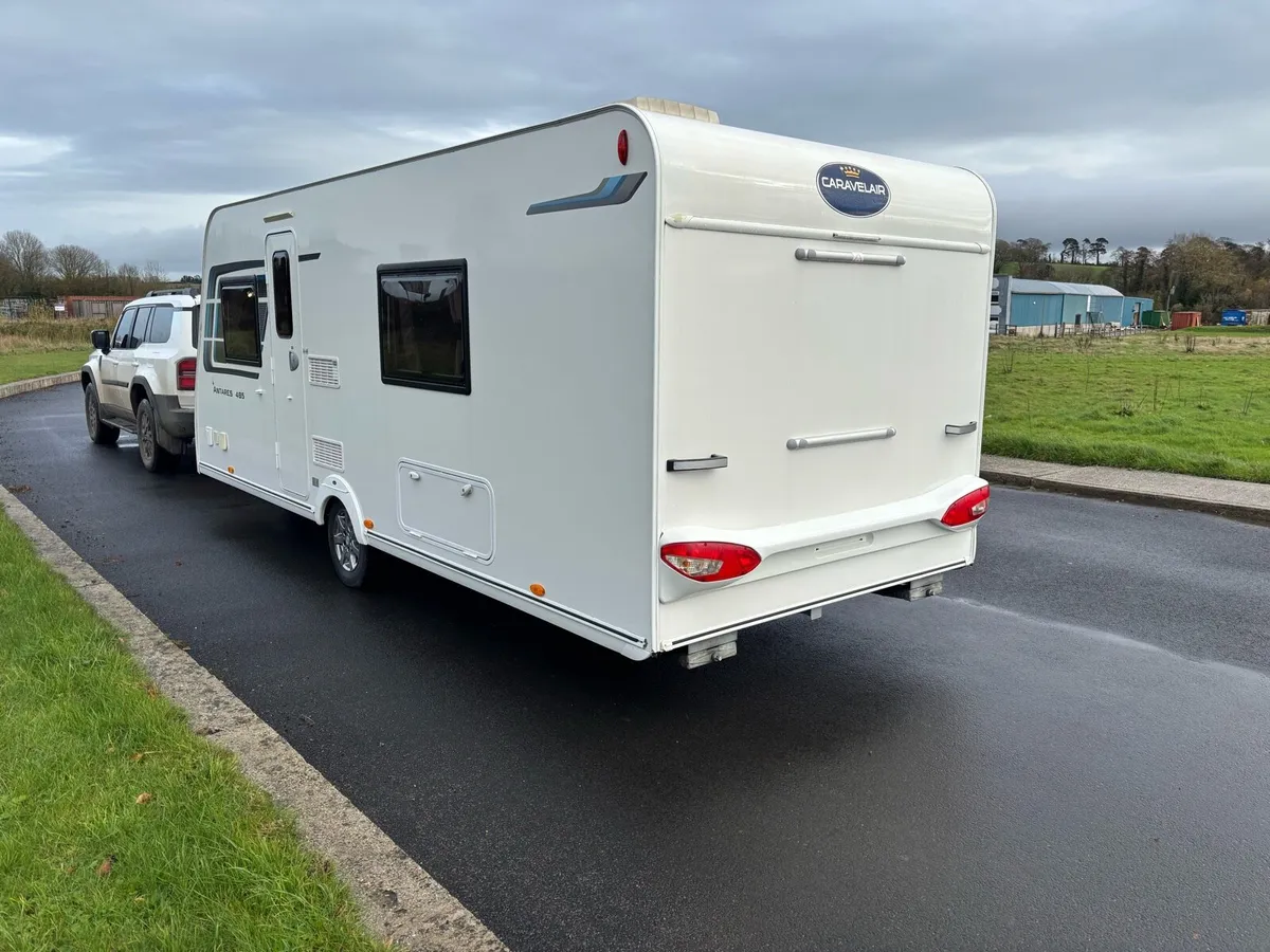 2020 caravelair Antares 485 fixed bed caravan - Image 3