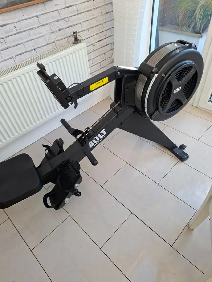 Rowing machine. - Image 1