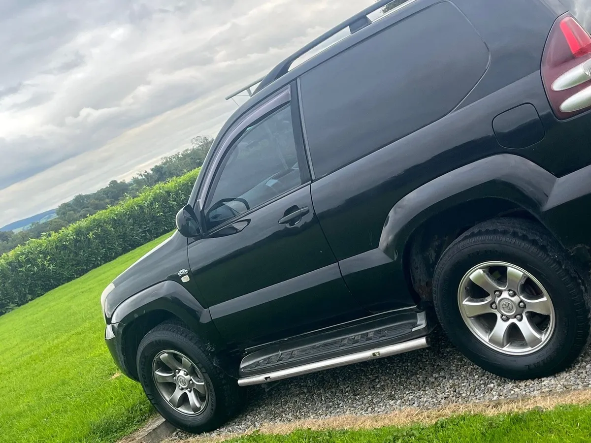 2010 Toyota land cruise D4D - Image 3