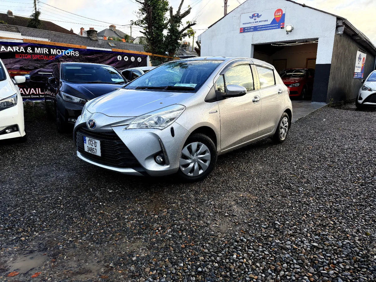 Toyota Vitz 2017 Hybrid - Image 4
