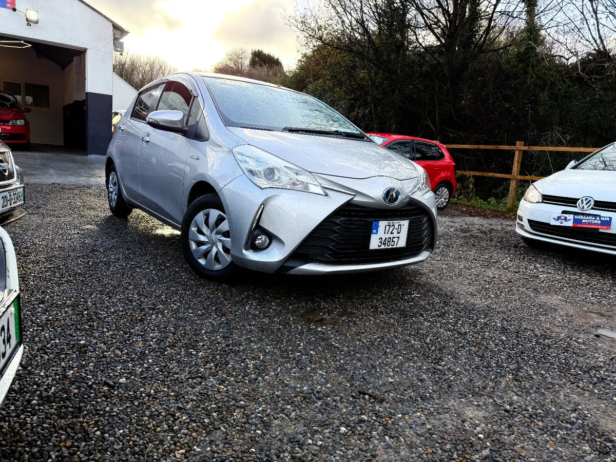 Toyota Vitz 2017 Hybrid - Image 3