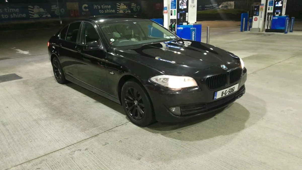 BMW 520D - Image 1