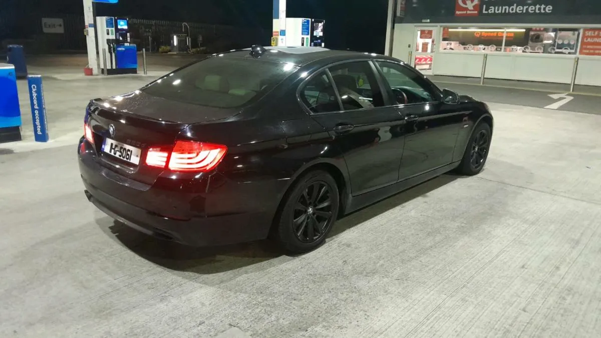 BMW 520D - Image 2
