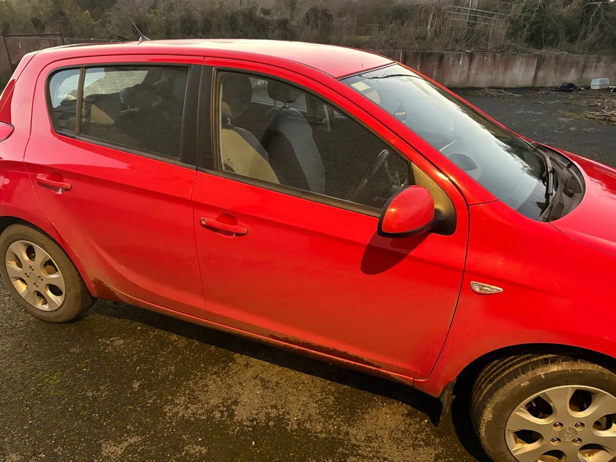 Hyundai i20 - Image 4