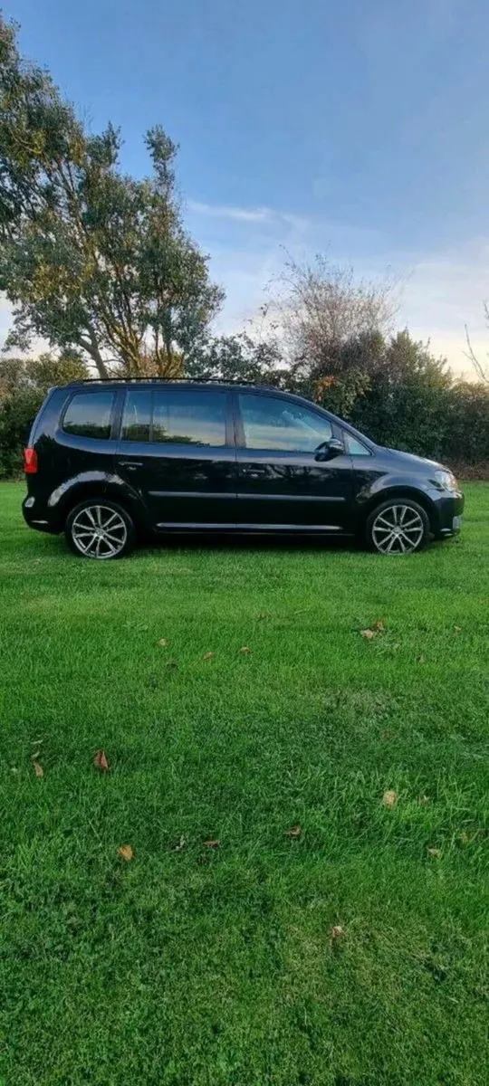 Volkswagen Touran 2013 - Image 3