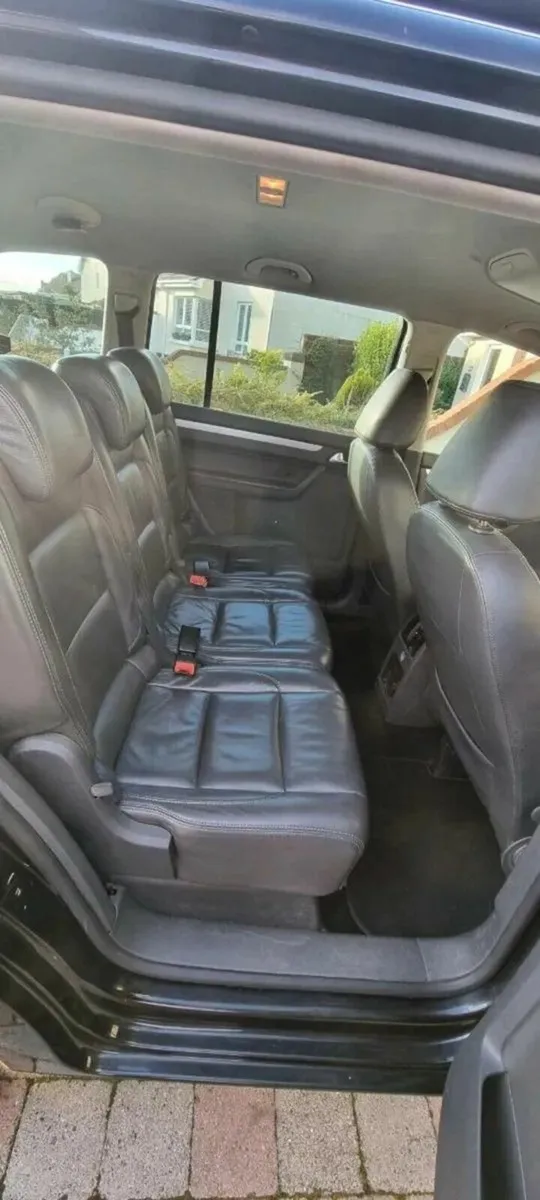 Volkswagen Touran 2013 - Image 4