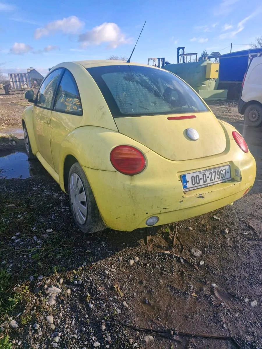 2000 volkswagon beetle - Image 3