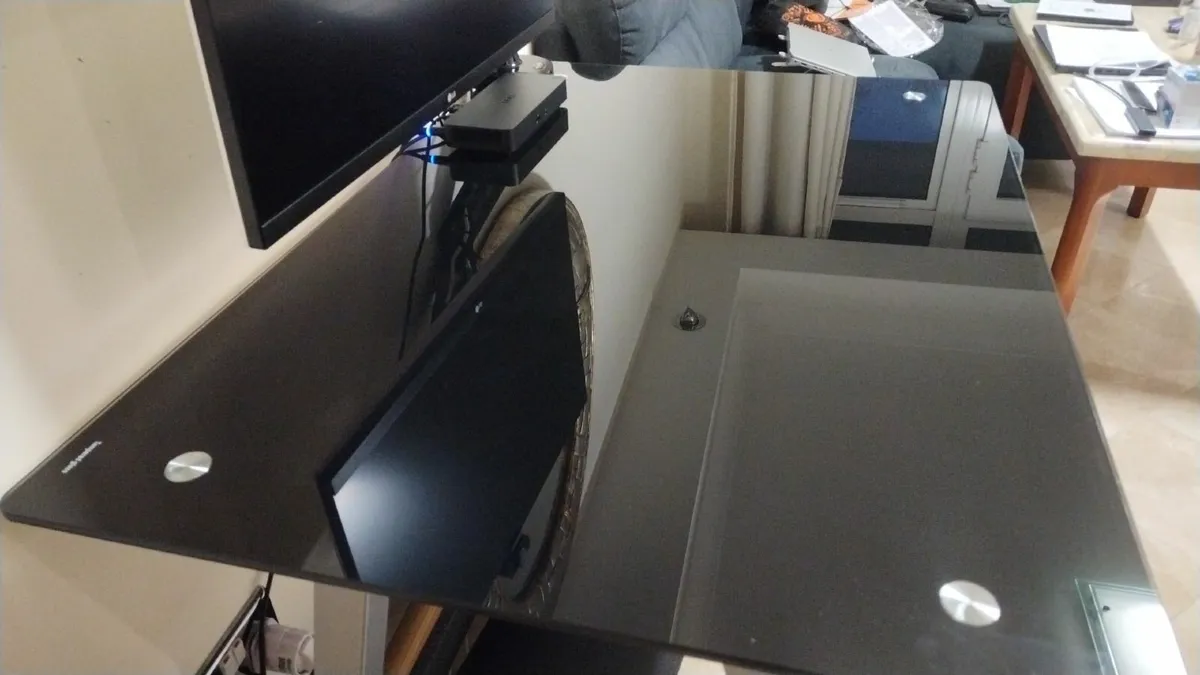 Computer Table - Image 2