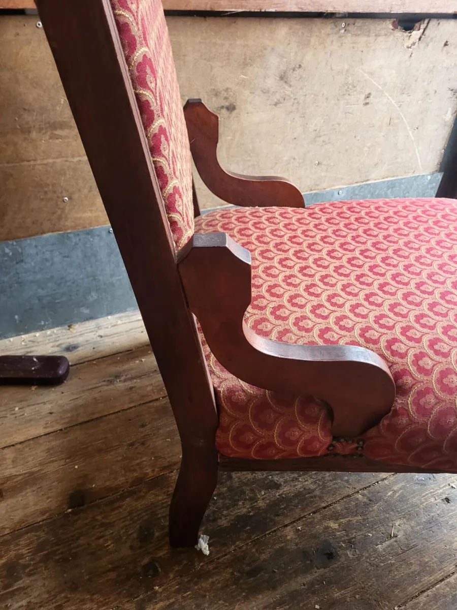 Old furniture - Image 2