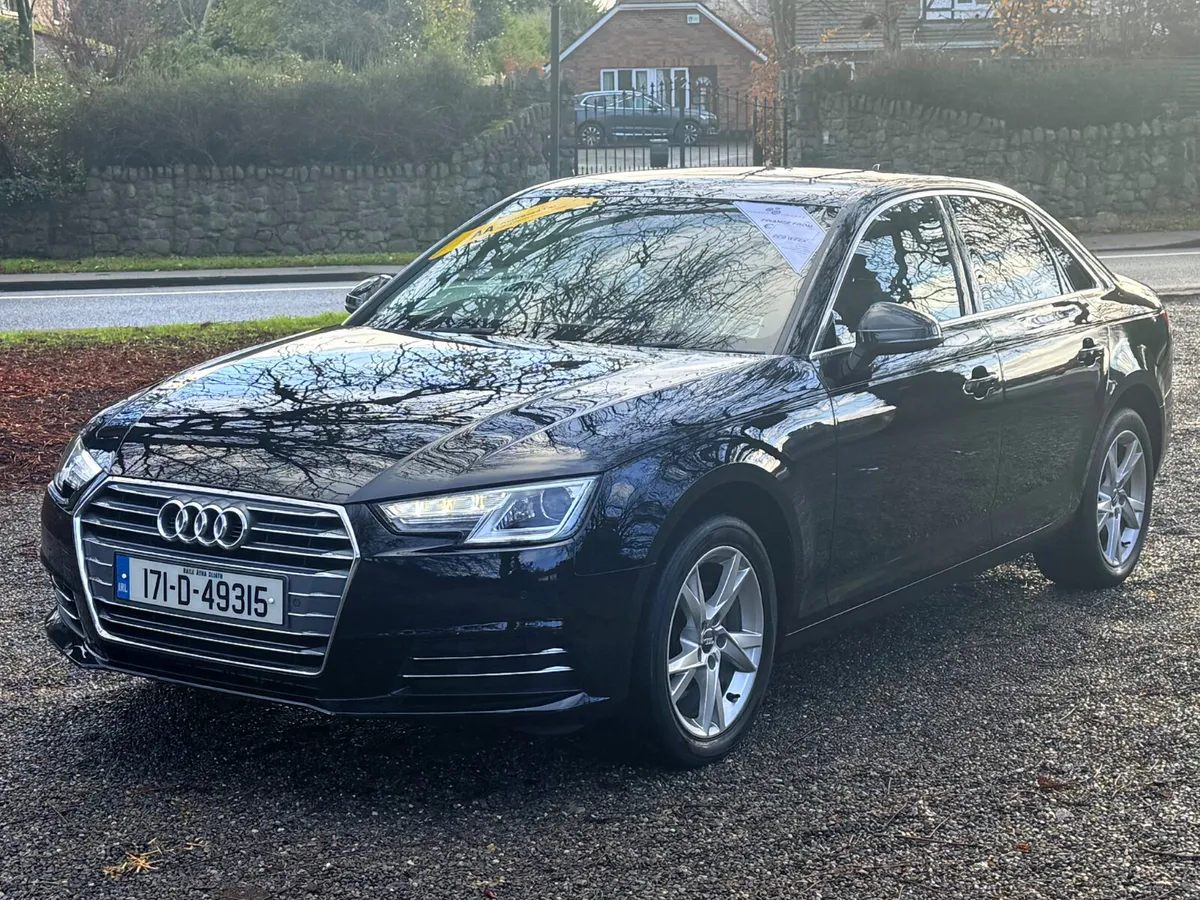 Warranty Audi A4 Petrol Manual Extremely Low Miles - Image 3