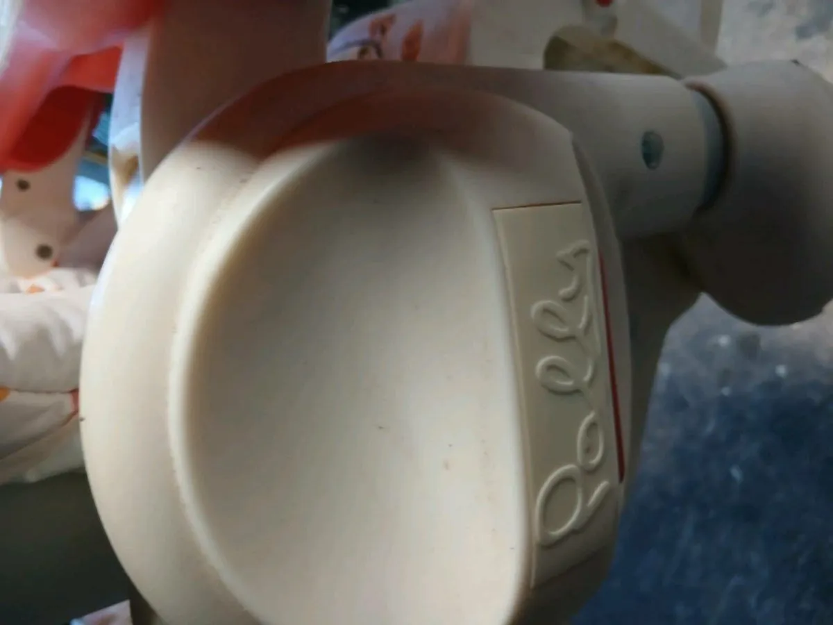 Child heigh chair. - Image 1