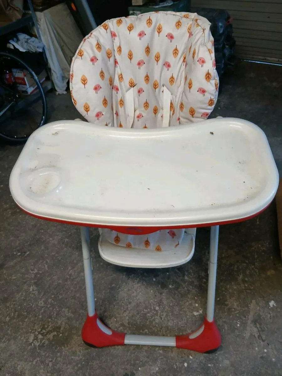 Child heigh chair. - Image 2