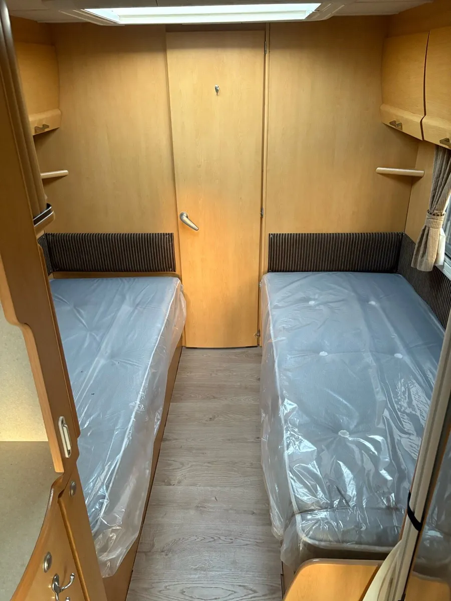 2010 Elddis - Image 4