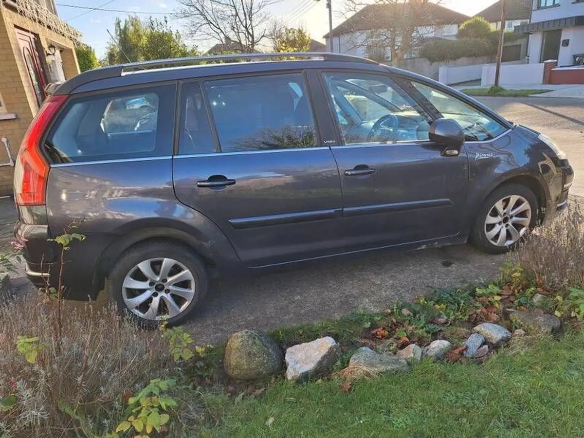 2011 Citroen C4 Picasso - Image 2