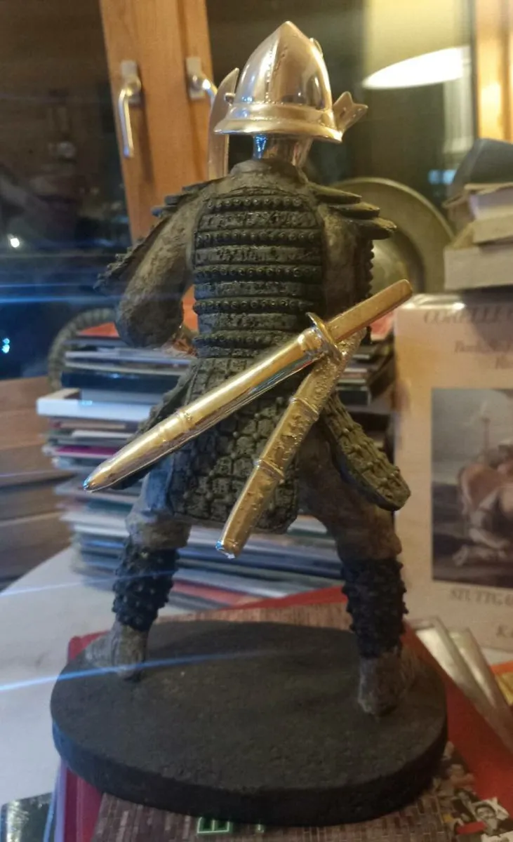 Large Samurai statue, great condition, freepost - Image 3
