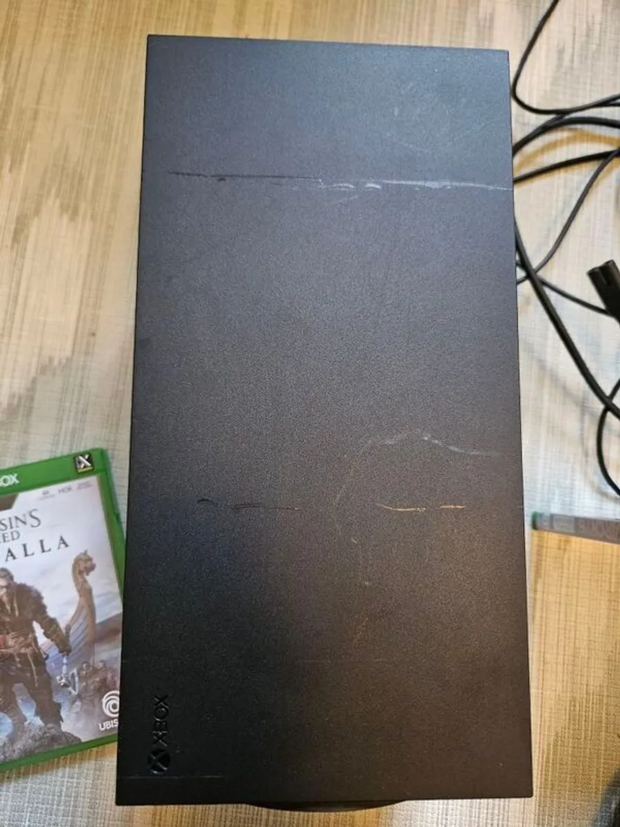 Xbox Series X - Image 3