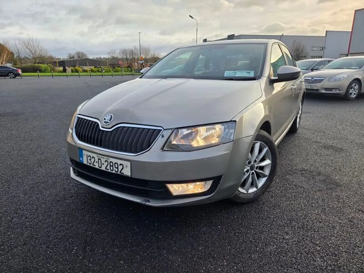Skoda Octavia 2013 Gold 1.6 Diesel Fresh NCT - Image 2