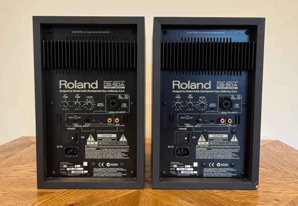 Roland DS-50A Bi-Amp Digital 24 bit Monitors - Image 2