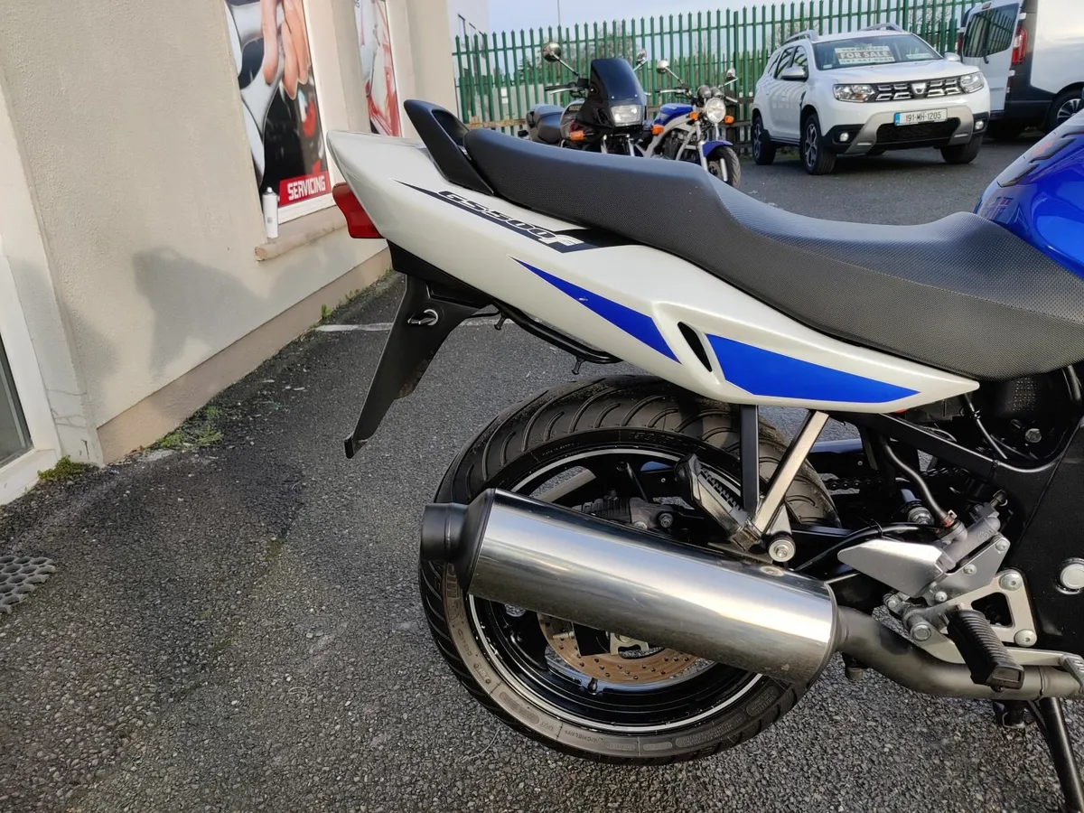 Suzuki GS 500 F A2 Like New Only 21.000 Kilometers - Image 4