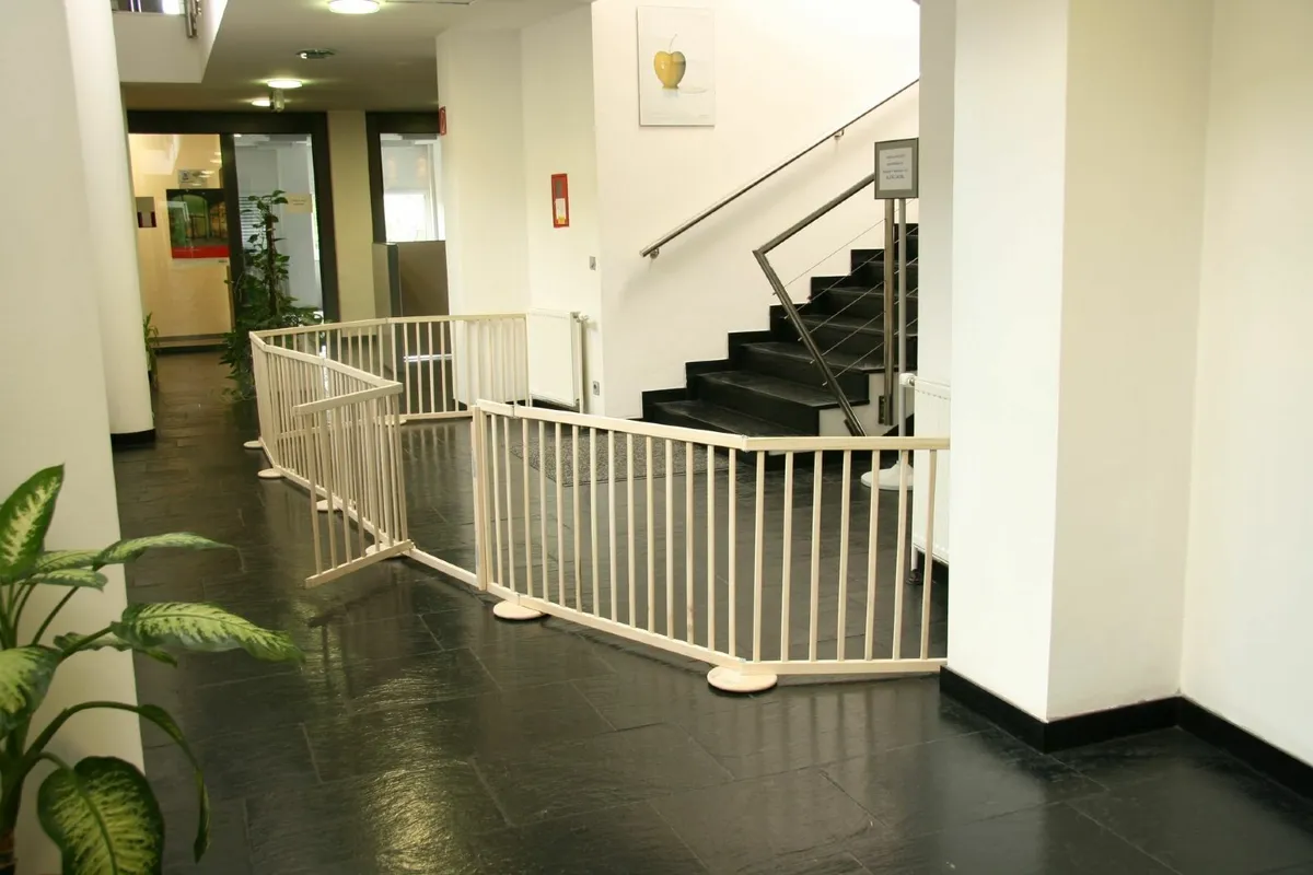 Room divider playpen - Image 1