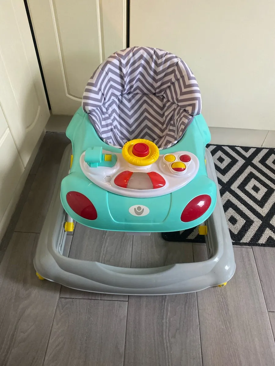 Baby walker - Image 1