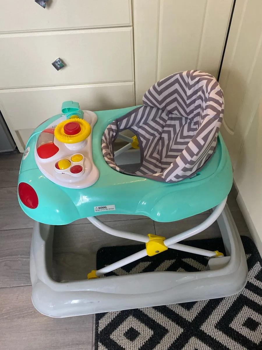 Baby walker - Image 2