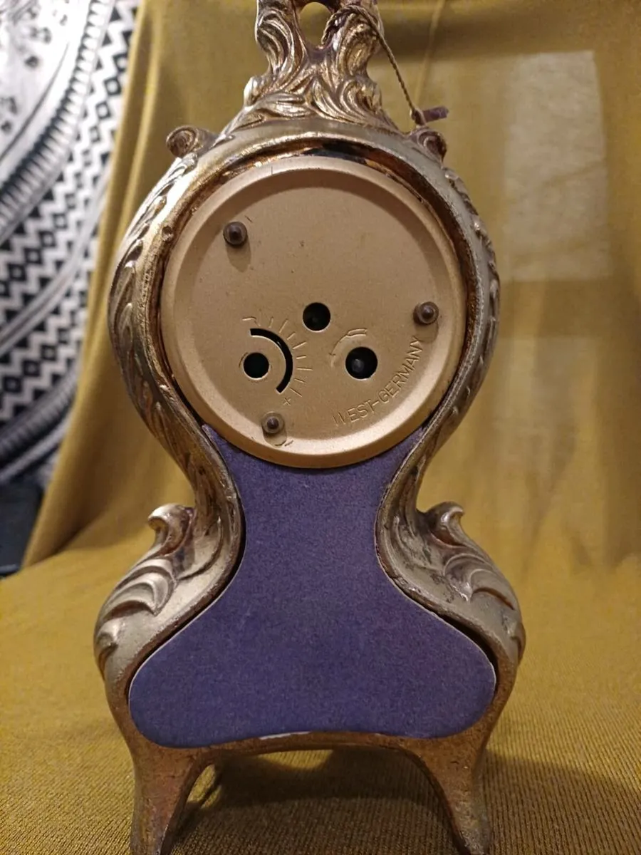 Wind up mantell clock - Image 4