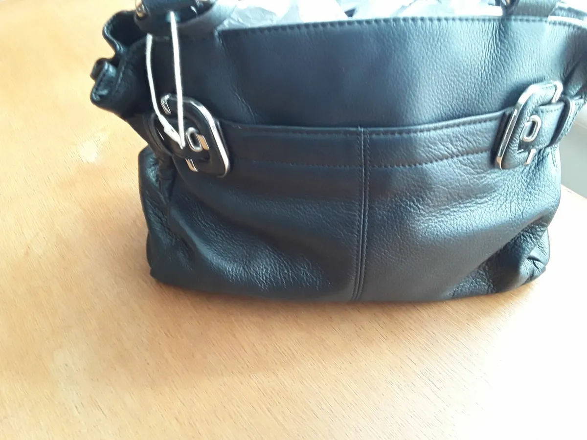 Brand new ladies black leather designer handbag - Image 3