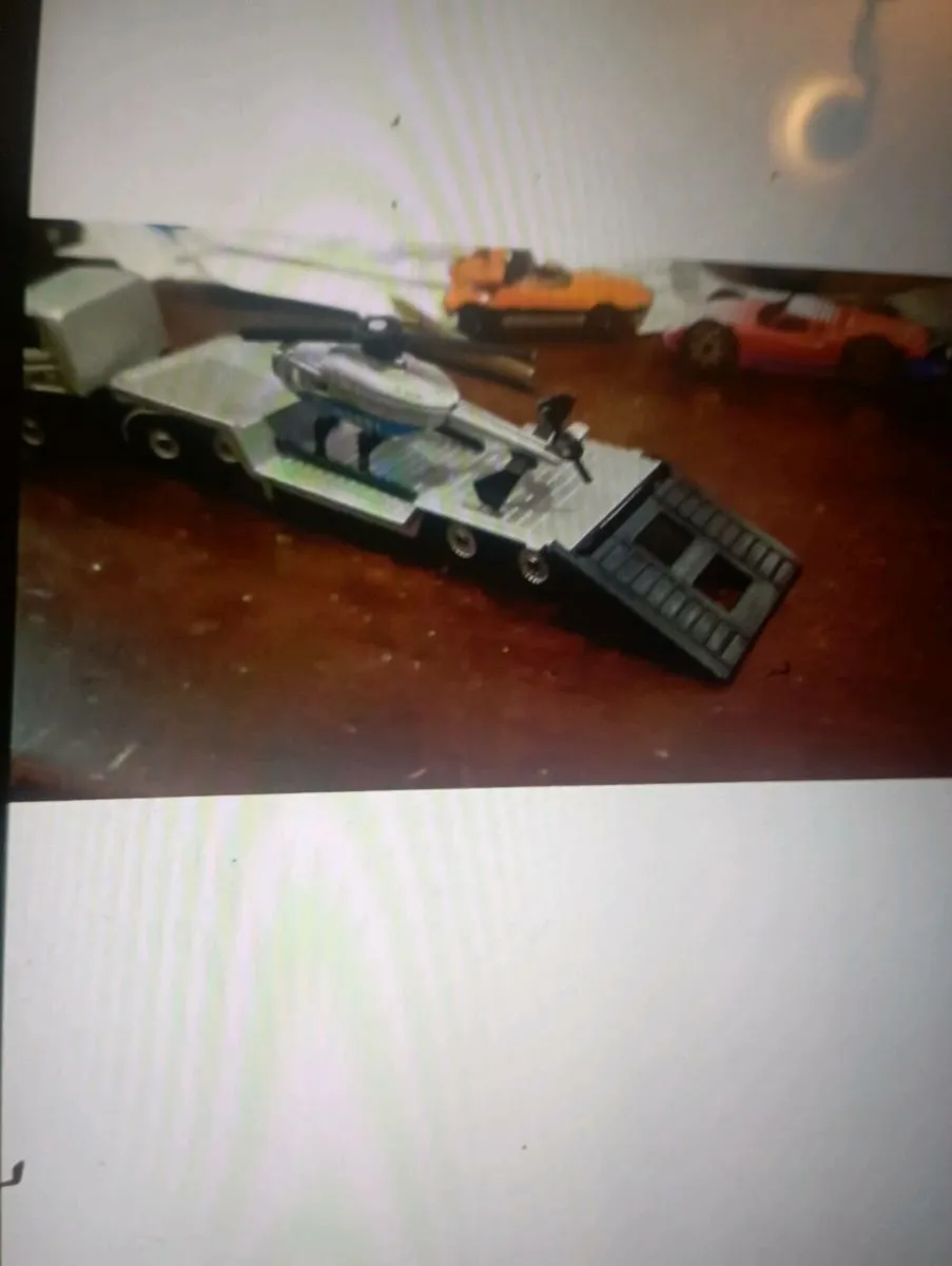 LOW PROFILE DIE- CAST MODLE  TRUCK - Image 3