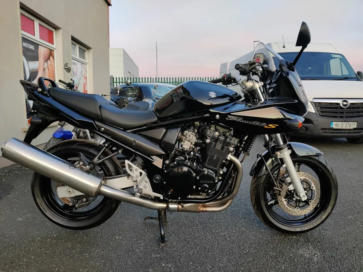 Suzuki Gsf 650  Bandit Only 27 k Km Deposit Taken - Image 2