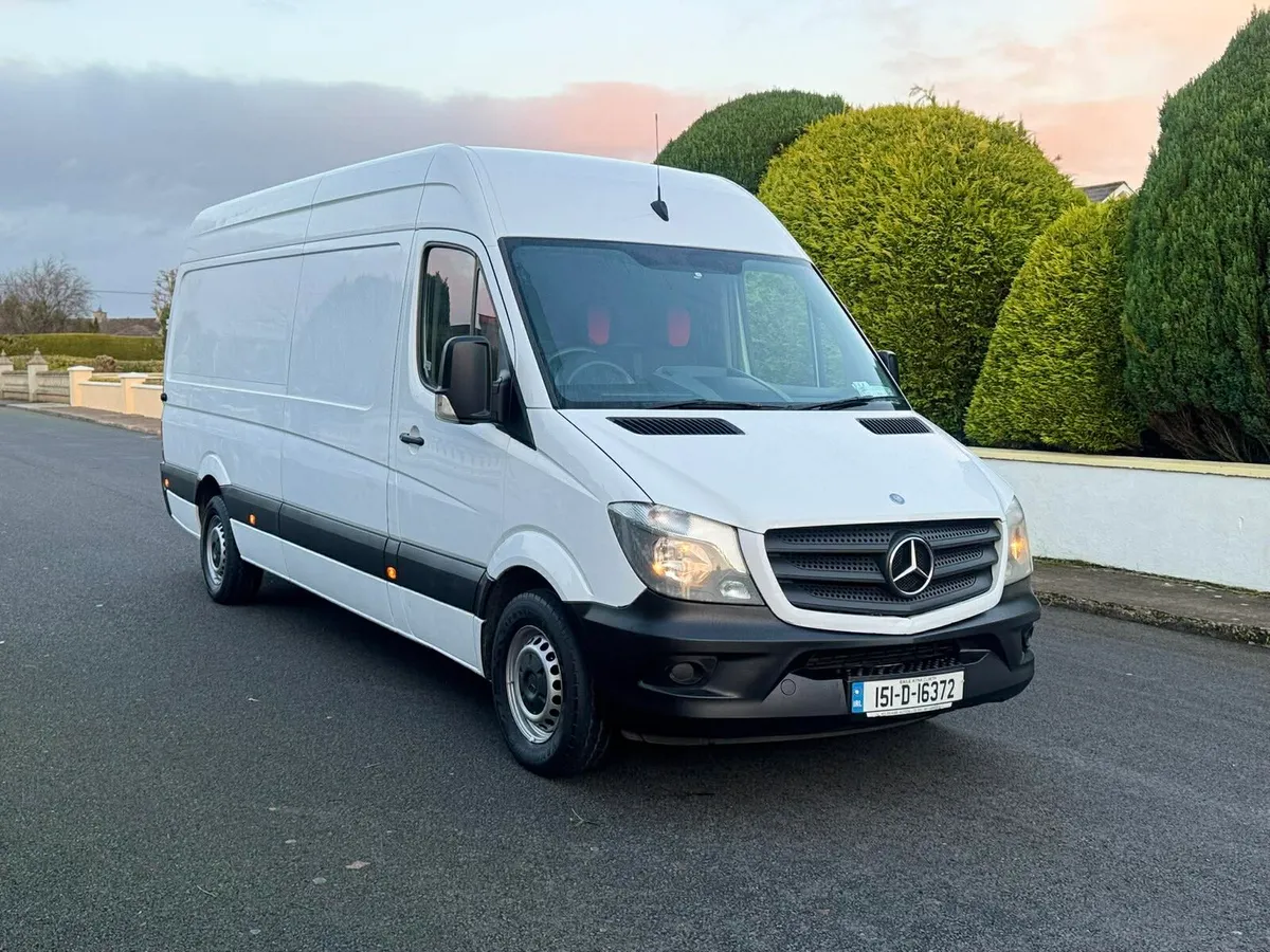 2015 Mercedes Sprinter - Image 1