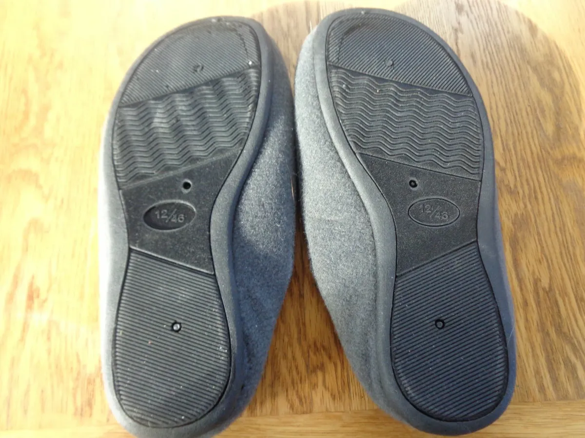 Mens Mule Slippers for Sale - Image 3