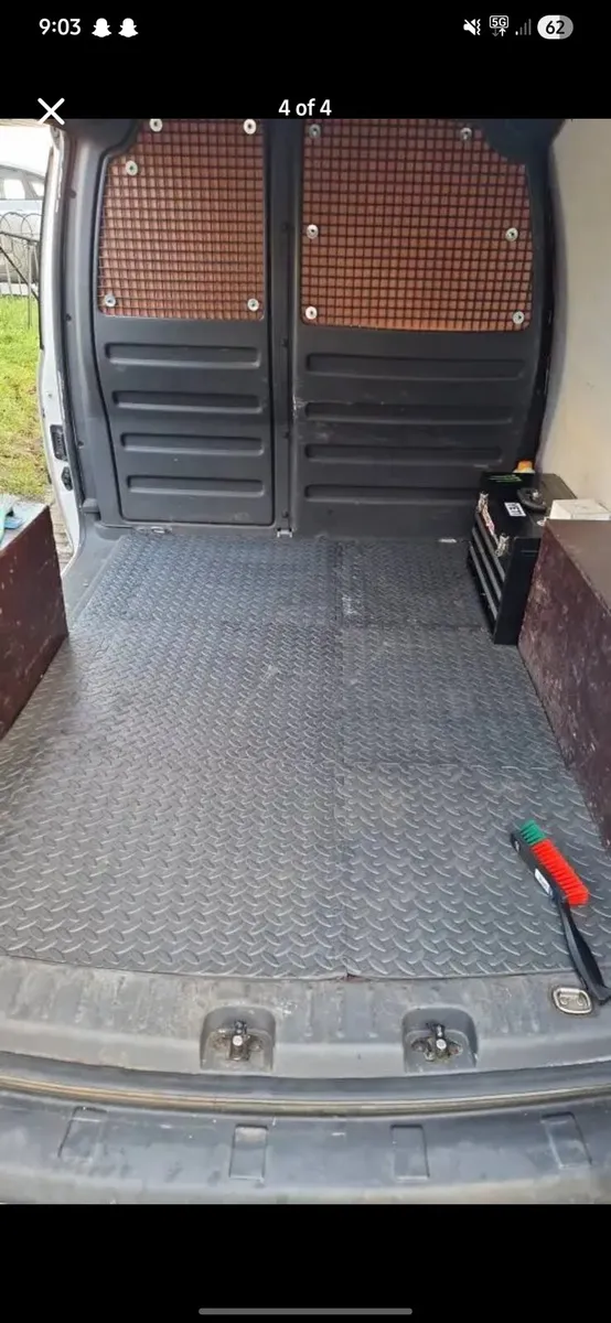 2011 VW Caddy 1.6 TDI - Image 3