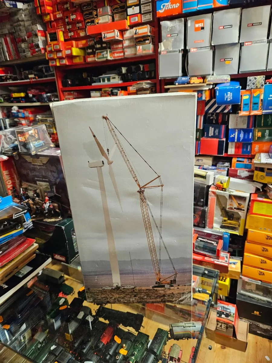 Corgi Conrad Liebherr 1280 Crawler Crane - Image 1