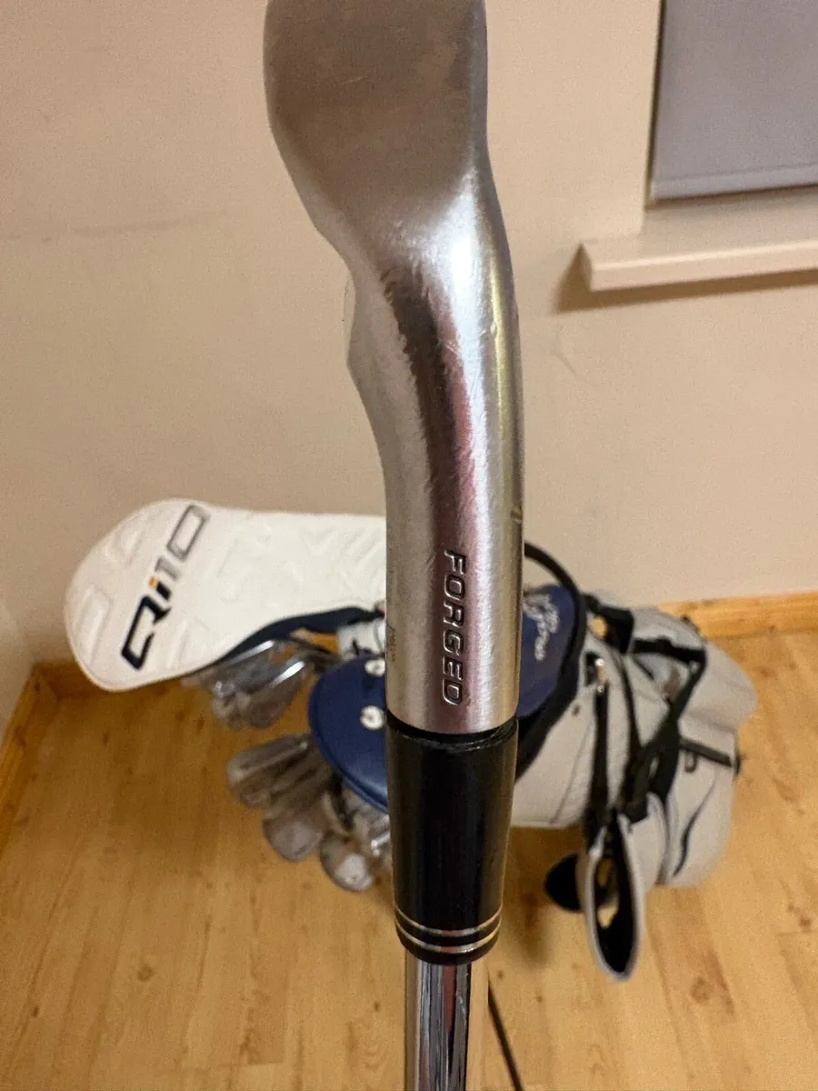 Srixon Zu65 Utility 2 iron (18 degrees) X-Stiff - Image 4