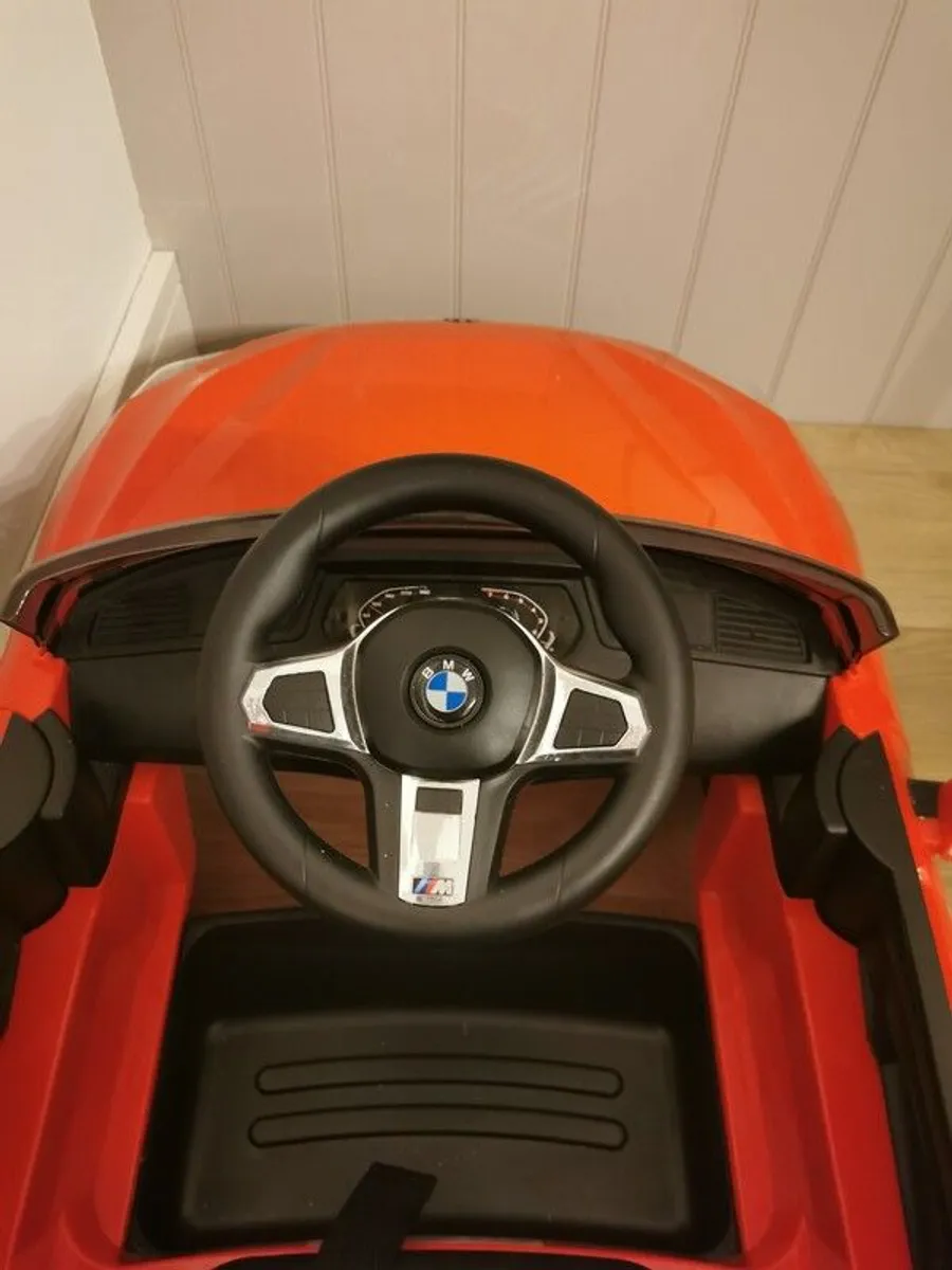 BMW Z4 Roadster Push-Along Car - Image 3