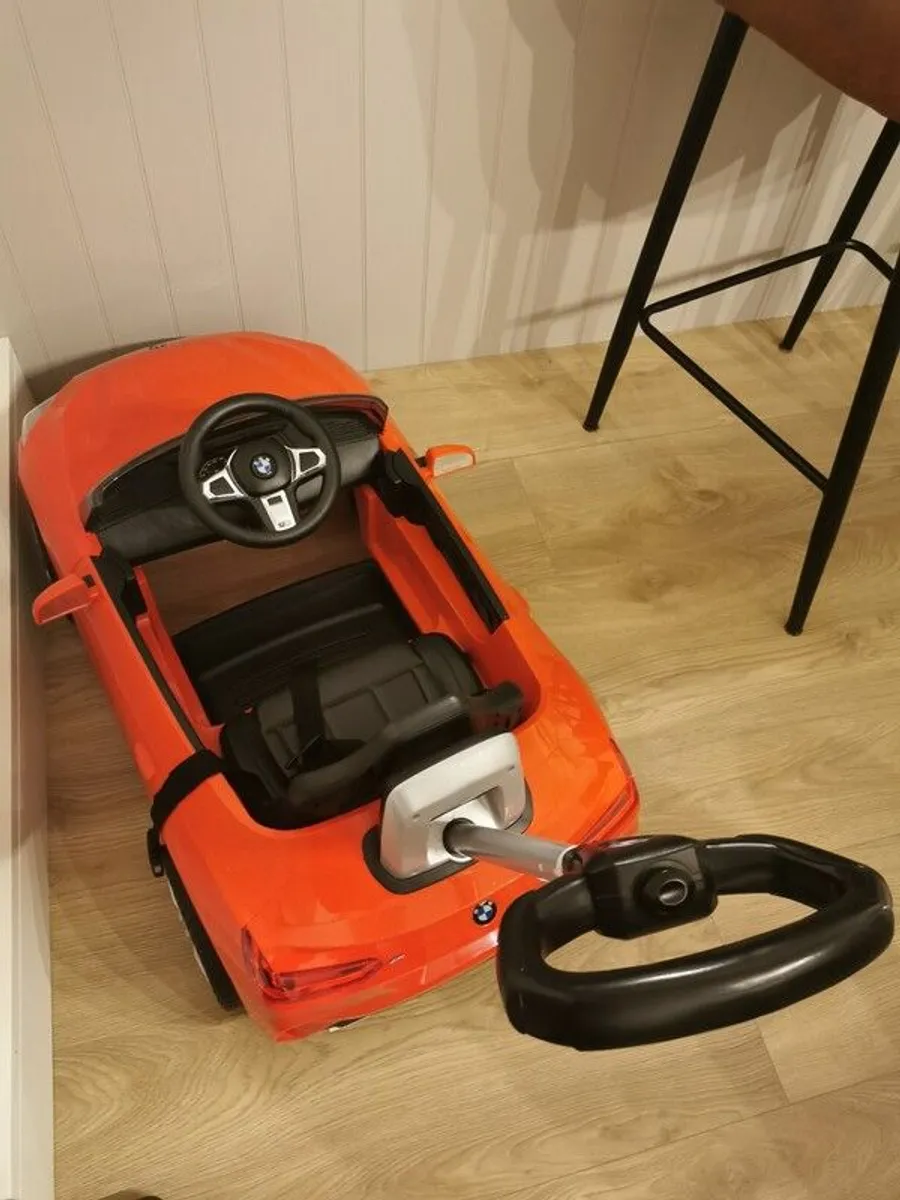 BMW Z4 Roadster Push-Along Car - Image 4