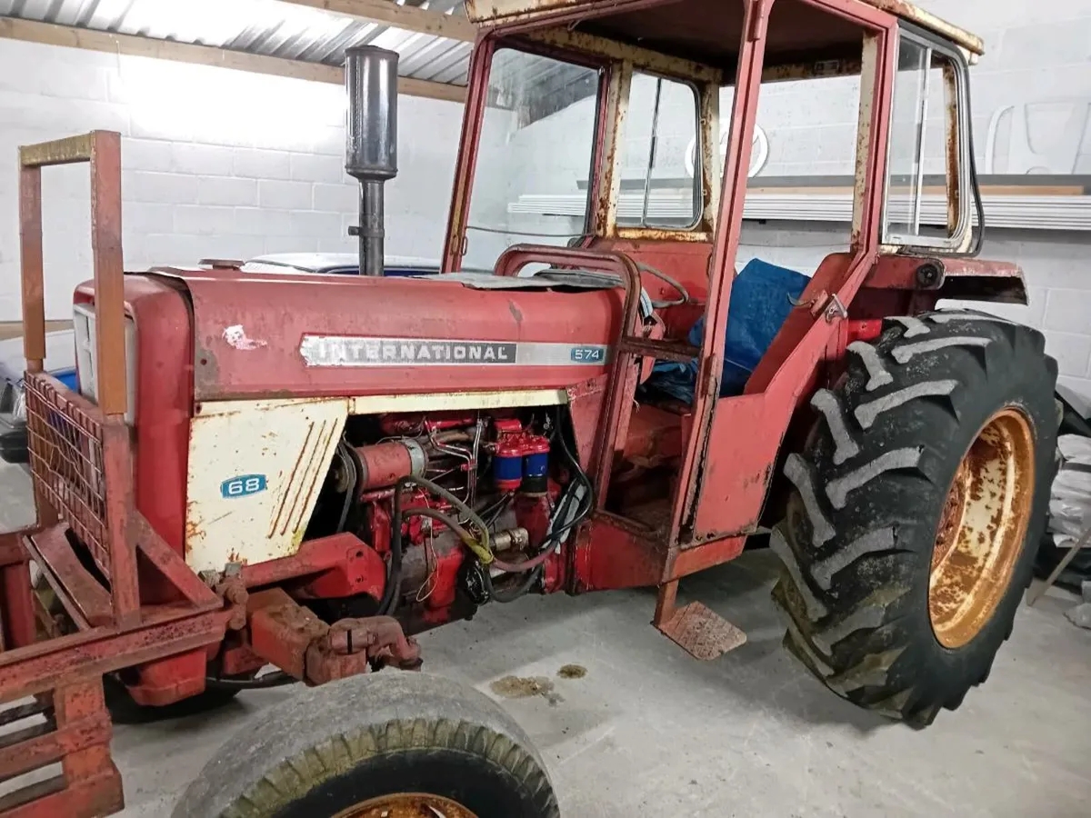 International 574 - Image 3