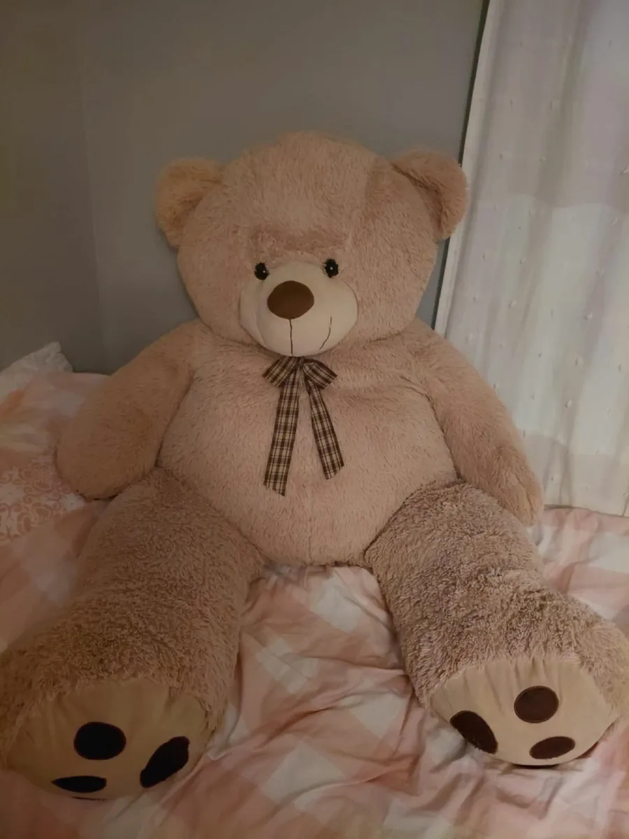 Giant Plush Teddy Bear - Image 1