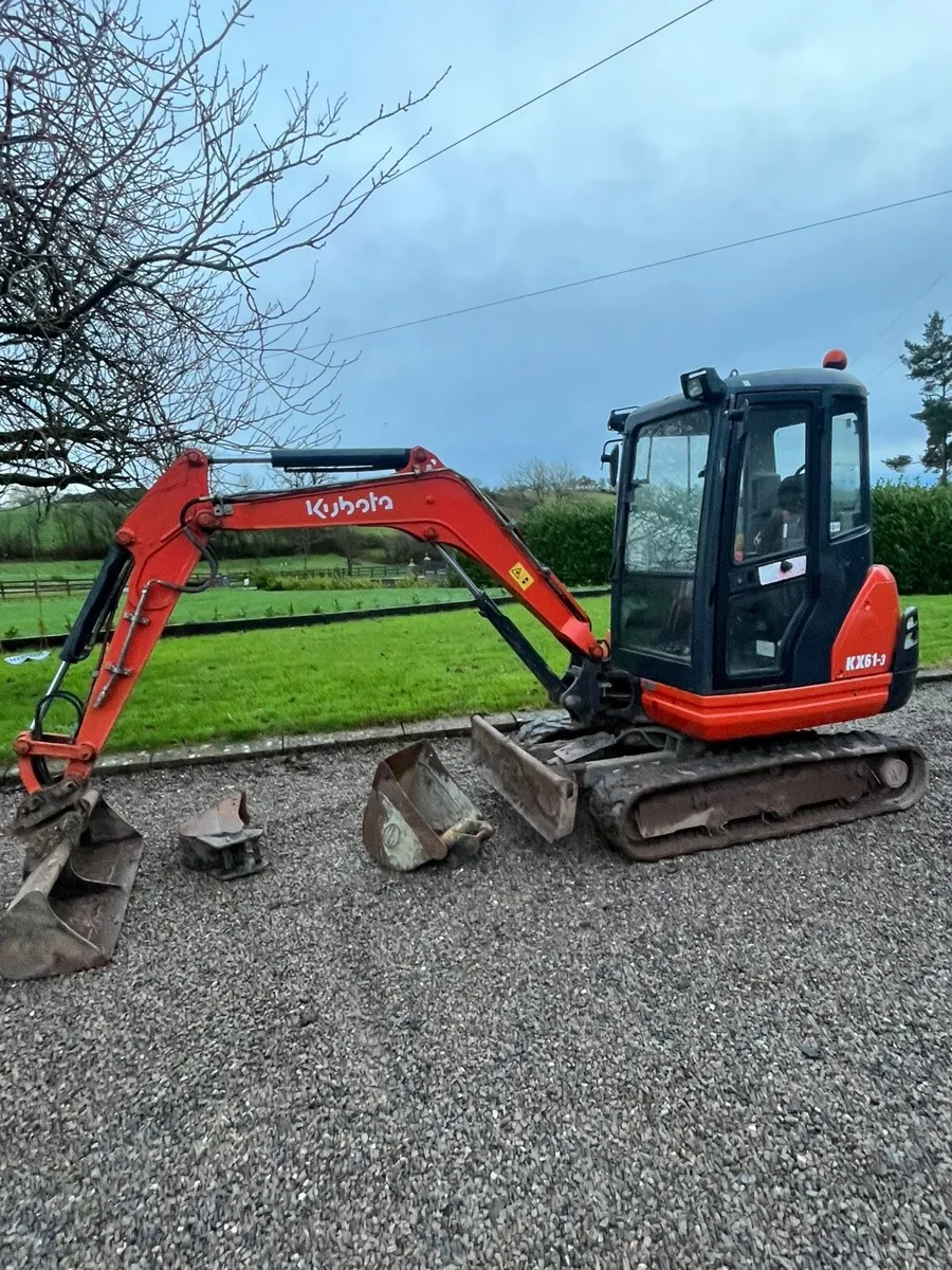 2017 KX61-3 kubota digger - Image 1