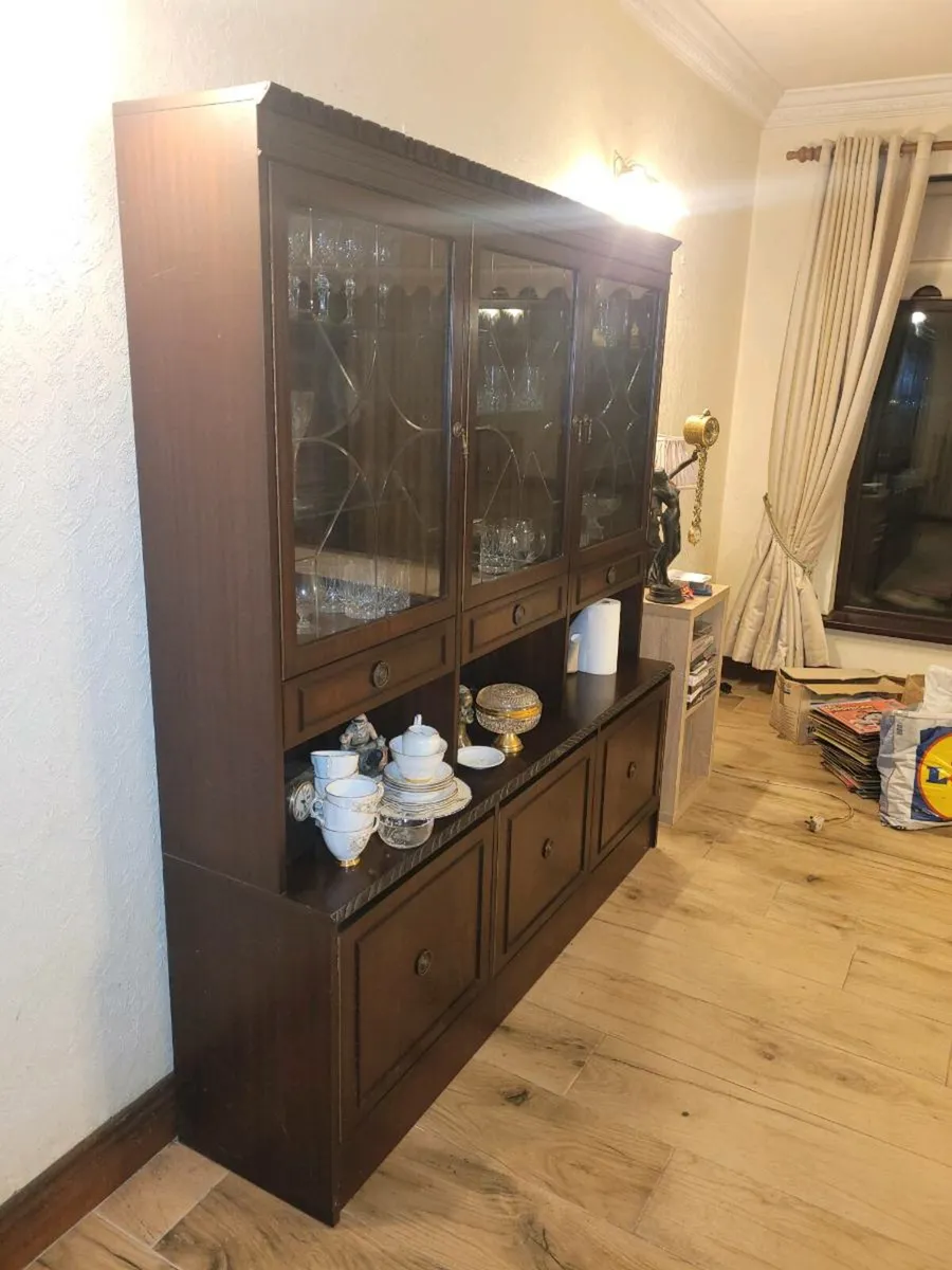 Display Cabinet - Image 2